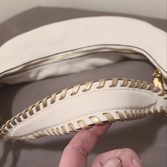 MICHAEL KORS Lauryn Large Shoulder Tote - Picture 4 of 16